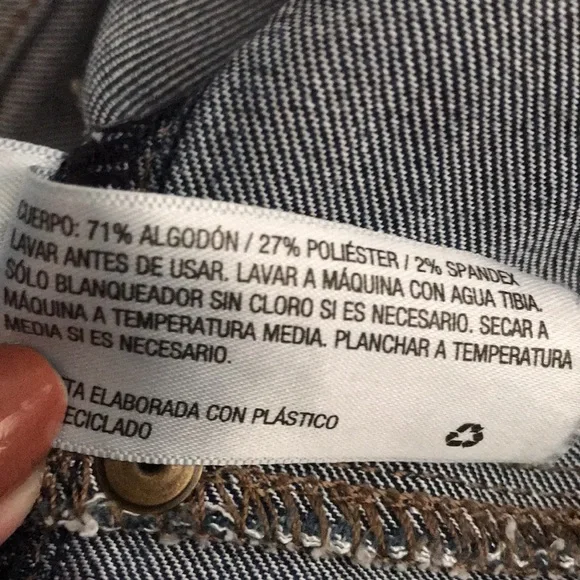 Like new Universal thread jeans 👖 Mid rise size 14 - Picture 8 of 9